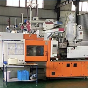 精密注塑機(jī)