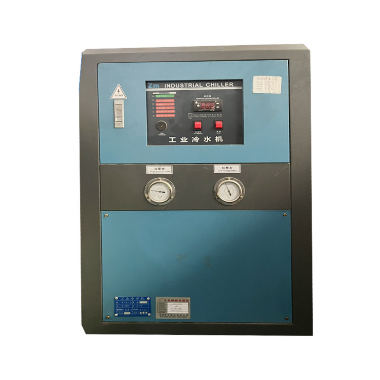冷水機(jī)